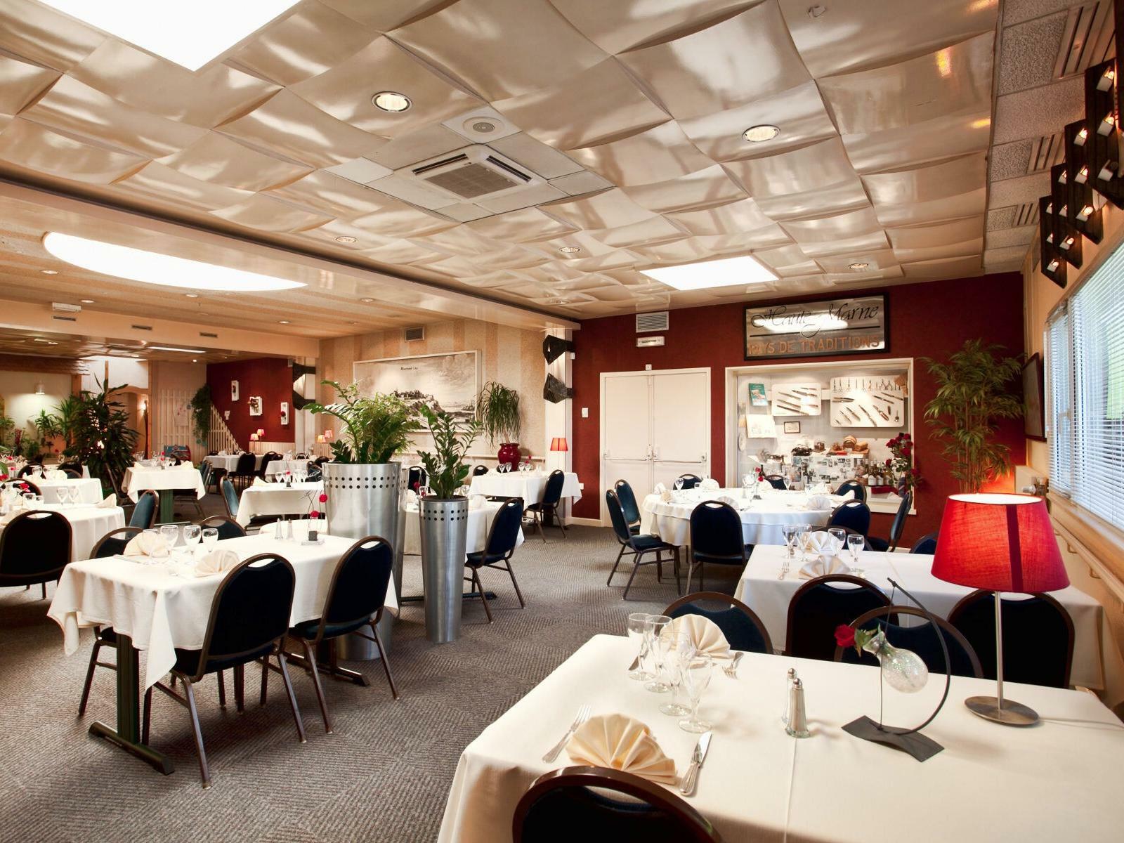 Logis Hotel & Restaurant Arcombelle Val-de-Meuse Εξωτερικό φωτογραφία