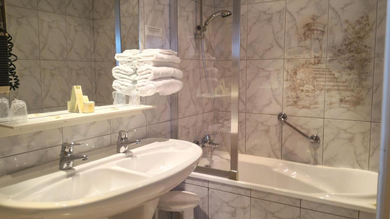 Logis Hotel & Restaurant Arcombelle Val-de-Meuse Εξωτερικό φωτογραφία